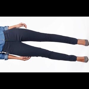 OLD NAVY Navy Skinny Khakis. NWT